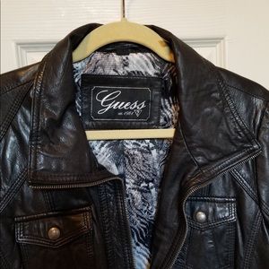 LIKE NEW! 💫 GUESS REAL LEATHER JACKET